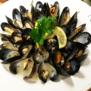 Muscles with White Wine Sauce